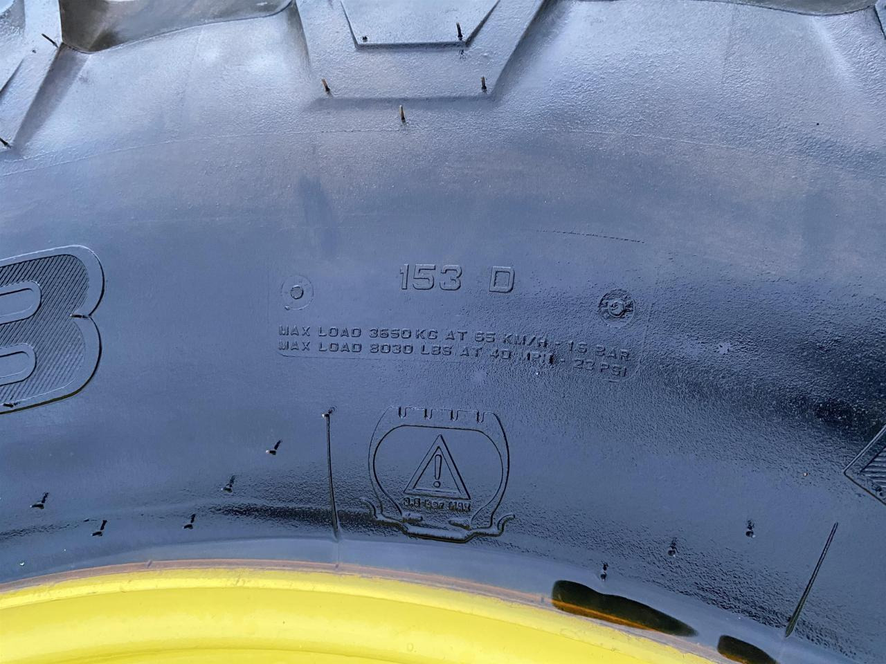 Trelleborg 600/65R38 - Pneu pour Machine agricole: photos 2 Trelleborg 600/65R38 - Pneu pour Machine agricole: photos 2