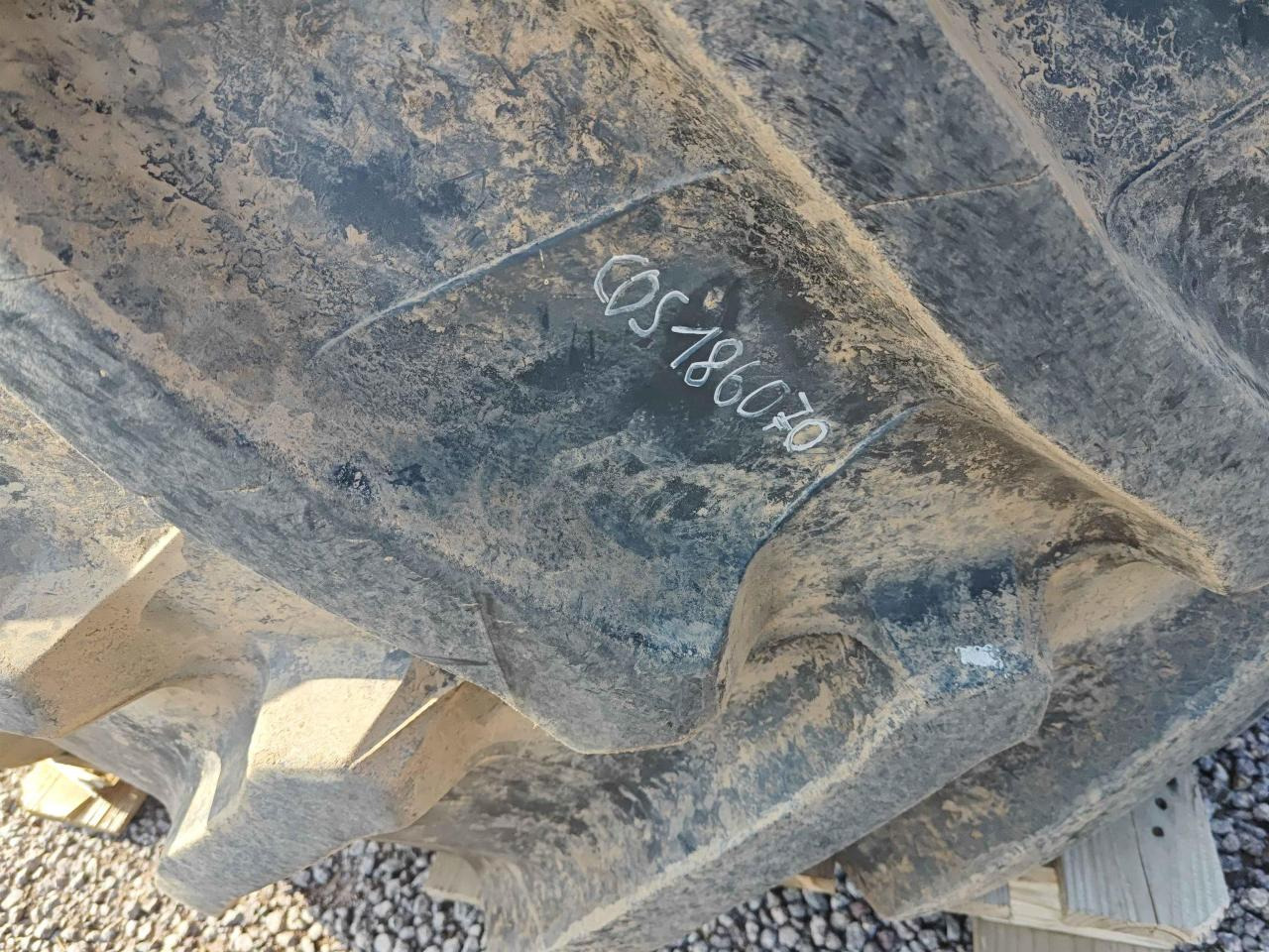 Trelleborg 600/70R28 - Pneu pour Machine agricole: photos 5 Trelleborg 600/70R28 - Pneu pour Machine agricole: photos 5