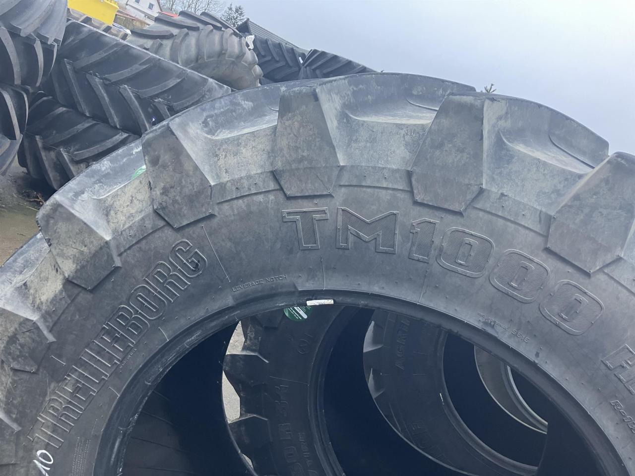 Trelleborg 650/60R34 - Pneu pour Machine agricole: photos 2 Trelleborg 650/60R34 - Pneu pour Machine agricole: photos 2