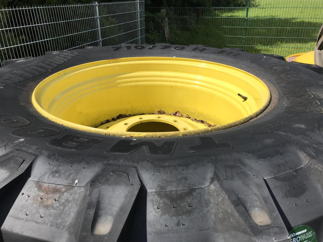 Trelleborg 710/70R38 - Pneu pour Machine agricole: photos 5 Trelleborg 710/70R38 - Pneu pour Machine agricole: photos 5