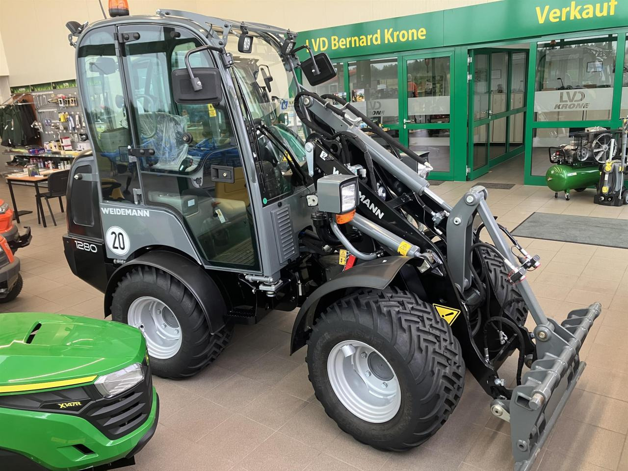 Weidemann 1280 - Chargeuse sur pneus: photos 2 Weidemann 1280 - Chargeuse sur pneus: photos 2