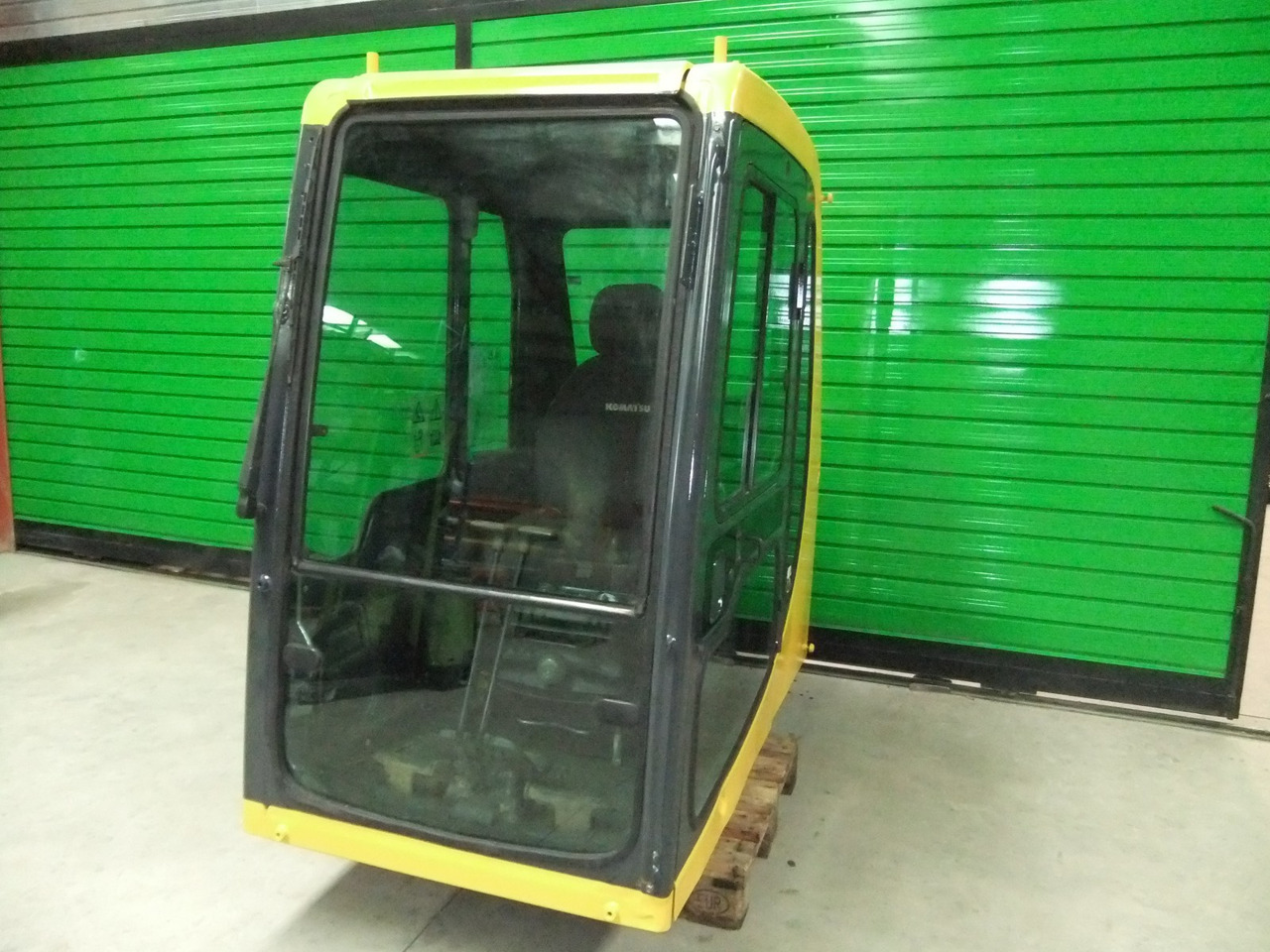 Cab EROPS KOMATSU PC340-6 - Cabine pour Engins de chantier: photos 5 Cab EROPS KOMATSU PC340-6 - Cabine pour Engins de chantier: photos 5