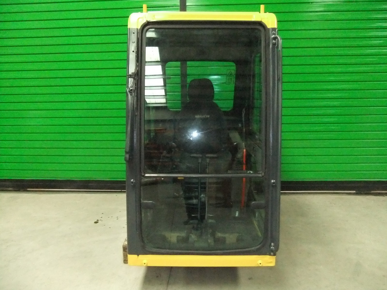 Cab EROPS KOMATSU PC340-6 - Cabine pour Engins de chantier: photos 3 Cab EROPS KOMATSU PC340-6 - Cabine pour Engins de chantier: photos 3