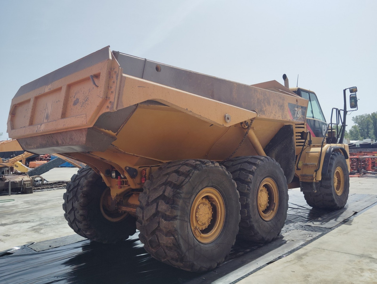 DUMPER ARTICULADO CATERPILLAR 730 - Tombereau articulé: photos 4 DUMPER ARTICULADO CATERPILLAR 730 - Tombereau articulé: photos 4