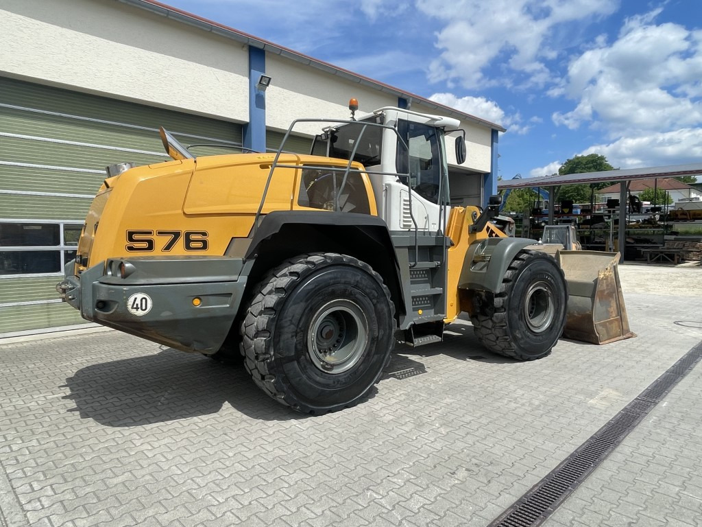Liebherr L 576 - Chargeuse sur pneus: photos 5 Liebherr L 576 - Chargeuse sur pneus: photos 5