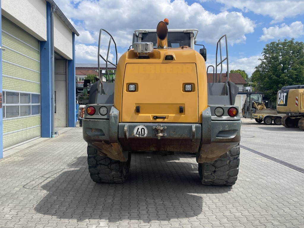 Liebherr L 576 - Chargeuse sur pneus: photos 4 Liebherr L 576 - Chargeuse sur pneus: photos 4