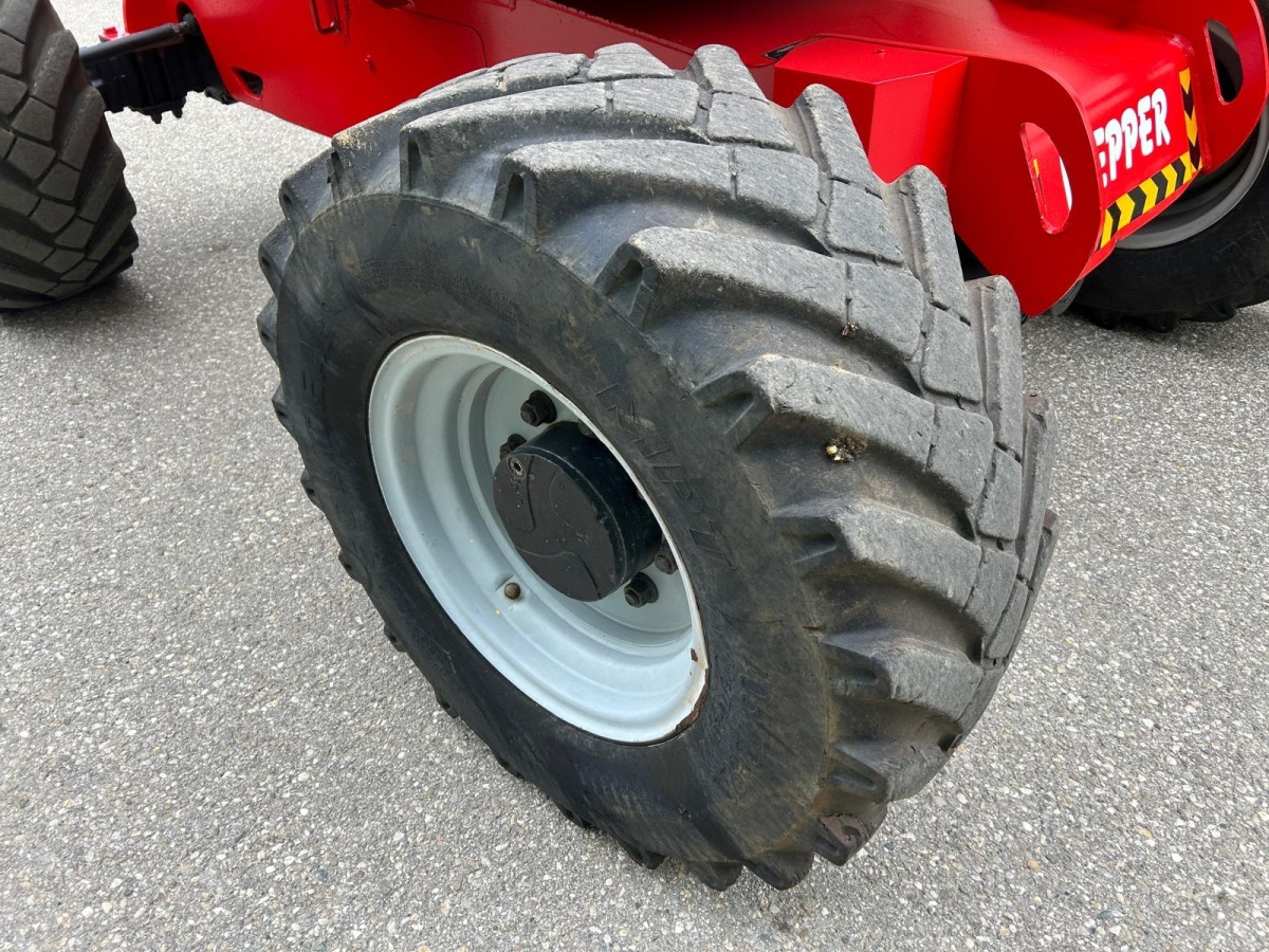 Manitou 200 ATJ Gelenkteleskoparbeitsbühne - Nacelle articulée: photos 5 Manitou 200 ATJ Gelenkteleskoparbeitsbühne - Nacelle articulée: photos 5