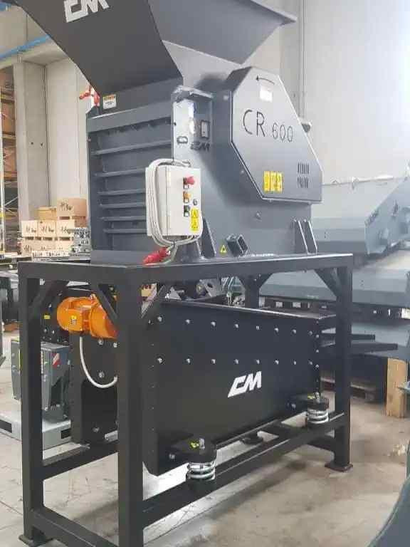 CM Crusher CR 600 Electric jaw crusher - Concasseur à mâchoires: photos 1 CM Crusher CR 600 Electric jaw crusher - Concasseur à mâchoires: photos 1