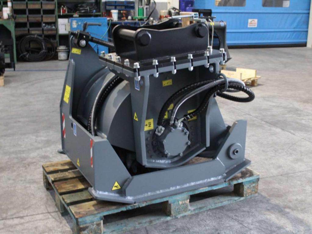 CM Crusher FSE 45.20 Road Planer - Fraiseuse à froid, Accessoire: photos 4 CM Crusher FSE 45.20 Road Planer - Fraiseuse à froid, Accessoire: photos 4
