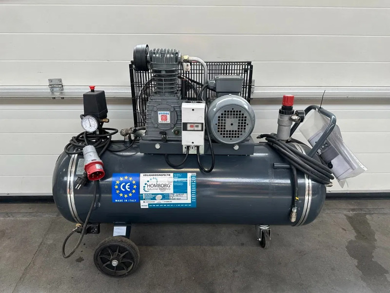 Airmec CRT102 + S Oliegesmeerde Zuigercompressor 2.5 PK 375 L / min 10 Bar Overstock - Compresseur d'air: photos 1 Airmec CRT102 + S Oliegesmeerde Zuigercompressor 2.5 PK 375 L / min 10 Bar Overstock - Compresseur d'air: photos 1