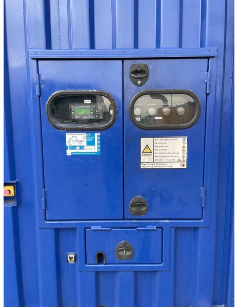 Cummins QSK45-G4 Stamford 1600 kVA 20FT container genset - Groupe électrogène: photos 4 Cummins QSK45-G4 Stamford 1600 kVA 20FT container genset - Groupe électrogène: photos 4