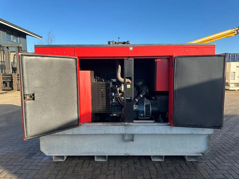 Groupe électrogène Europower EPUS44TDE Kubota Leroy Somer 44 kVA Supersilent Rental generatorset: photos 15