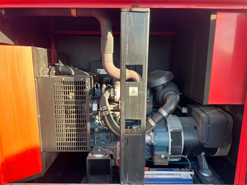 Groupe électrogène Europower EPUS44TDE Kubota Leroy Somer 44 kVA Supersilent Rental generatorset: photos 8