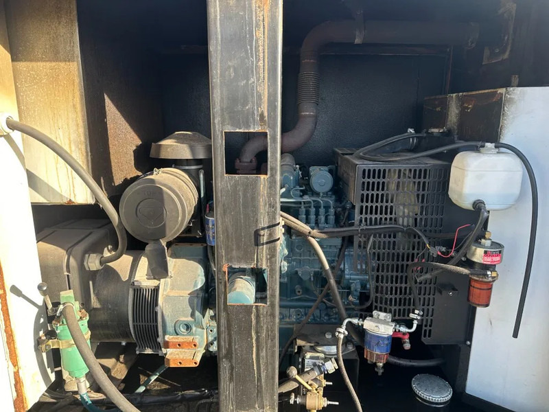 Groupe électrogène Europower EPUS44TDE Kubota leroy Somer 44 kVA Supersilent Rental generatorset: photos 15