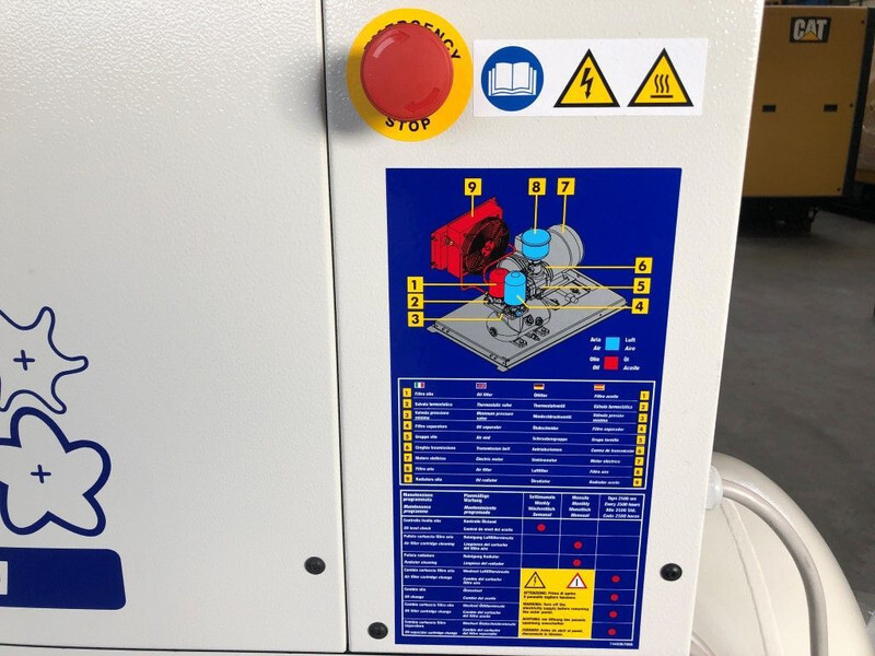 Compresseur d'air neuf Fiac New Silver D 7.5 / 300 Silent 5.5 kW 720 L / min 10 bar Elektrische Schroefcompressor met ketel en droger: photos 13