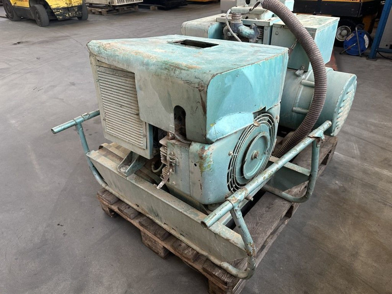 GENERATOR Onan Portaweld 200 Las generator Welding generator 200 Amp Benzine Petrol - Groupe électrogène: photos 2 GENERATOR Onan Portaweld 200 Las generator Welding generator 200 Amp Benzine Petrol - Groupe électrogène: photos 2