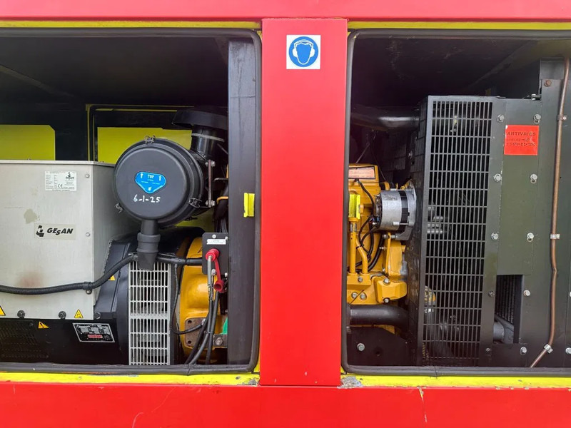GESAN DJS 100 John Deere Stamford 100 kVA Silent Rental generatorset - Groupe électrogène: photos 3 GESAN DJS 100 John Deere Stamford 100 kVA Silent Rental generatorset - Groupe électrogène: photos 3