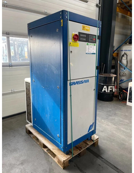 Grassair S97.10 elek. schroefcompressor 37 kW, 5.000L/min. 10 Bar - Compresseur d'air: photos 1 Grassair S97.10 elek. schroefcompressor 37 kW, 5.000L/min. 10 Bar - Compresseur d'air: photos 1