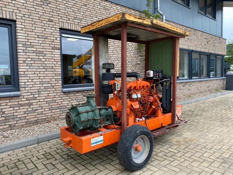 Iveco 8061 I 25.05 waterpomp set 144 m3 / h 12 Bar mobiele Beregening pompset - Pompe à eau: photos 3 Iveco 8061 I 25.05 waterpomp set 144 m3 / h 12 Bar mobiele Beregening pompset - Pompe à eau: photos 3