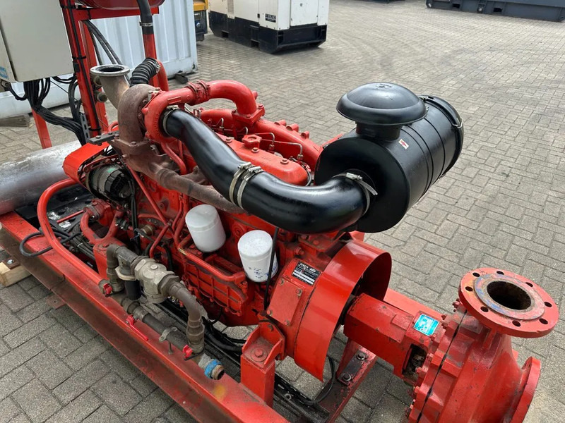 Iveco 8061 SI 25.05 KSB 233 m3 / h 9 Bar Diesel Waterpomp 609 hours ! Fire pump - Pompe à eau: photos 3 Iveco 8061 SI 25.05 KSB 233 m3 / h 9 Bar Diesel Waterpomp 609 hours ! Fire pump - Pompe à eau: photos 3