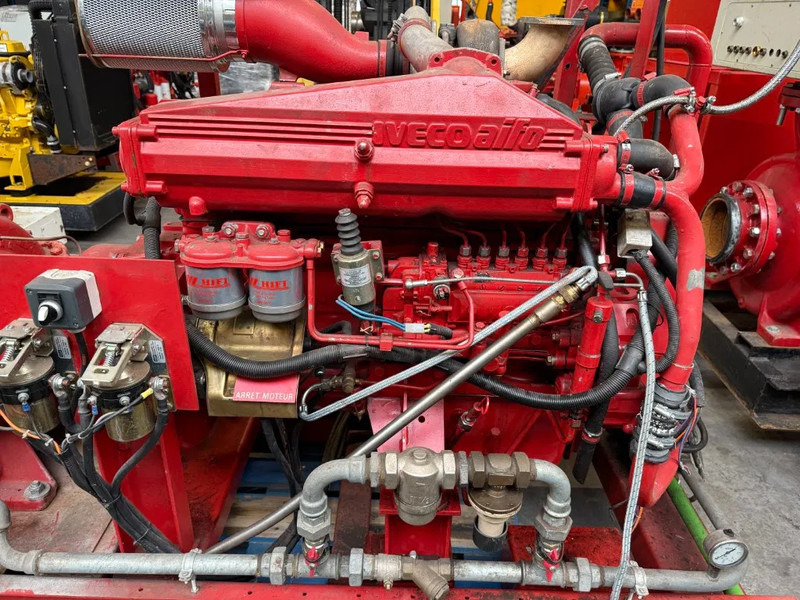 Iveco 8061 SRI 41.00 Armstrong Diesel Waterpomp 454 m3 / h 11 Bar 207 hours ! - Pompe à eau: photos 5 Iveco 8061 SRI 41.00 Armstrong Diesel Waterpomp 454 m3 / h 11 Bar 207 hours ! - Pompe à eau: photos 5