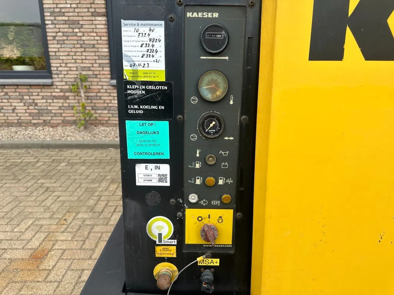 Kaeser M122 Deutz 11.1 m3 / min 10 Bar 83 kW Mobiele Diesel Compressor - Compresseur d'air: photos 5 Kaeser M122 Deutz 11.1 m3 / min 10 Bar 83 kW Mobiele Diesel Compressor - Compresseur d'air: photos 5