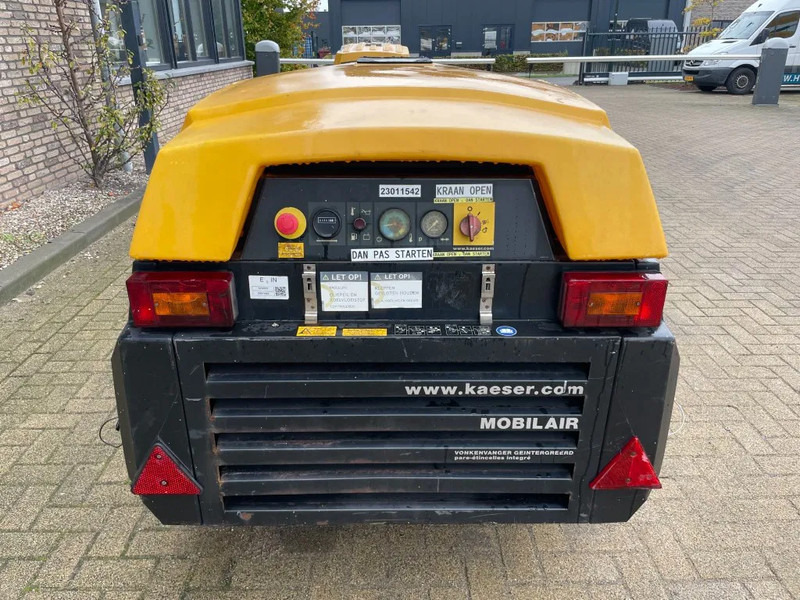 Kaeser M27 Kubota 2,7 m3 / min 7 Bar 18 kW Mobiele Silent Diesel Compressor - Compresseur d'air: photos 4 Kaeser M27 Kubota 2,7 m3 / min 7 Bar 18 kW Mobiele Silent Diesel Compressor - Compresseur d'air: photos 4