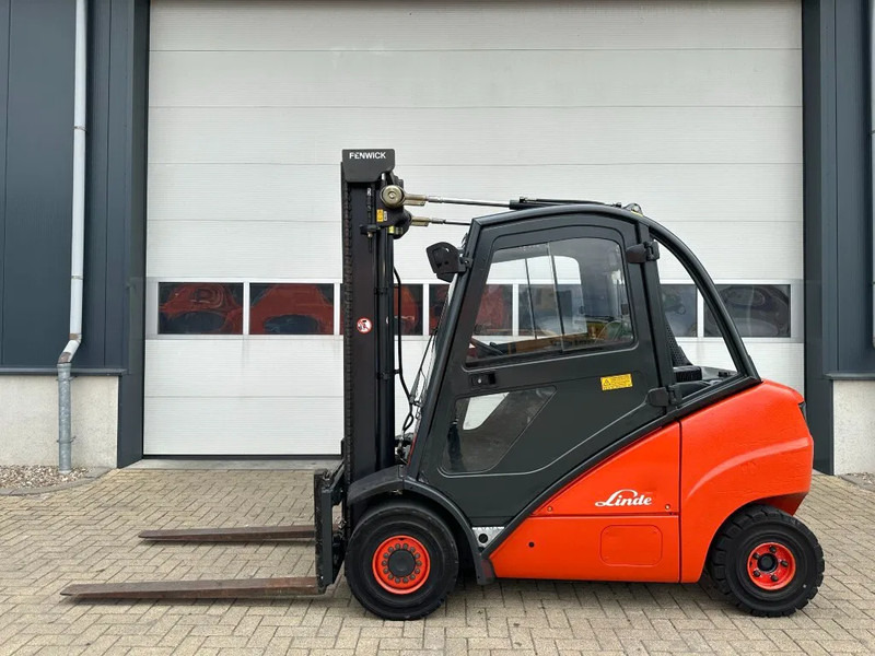 Linde H30D 3 ton Duplex Sideshift Diesel Heftruck - Chariot élévateur diesel: photos 1 Linde H30D 3 ton Duplex Sideshift Diesel Heftruck - Chariot élévateur diesel: photos 1