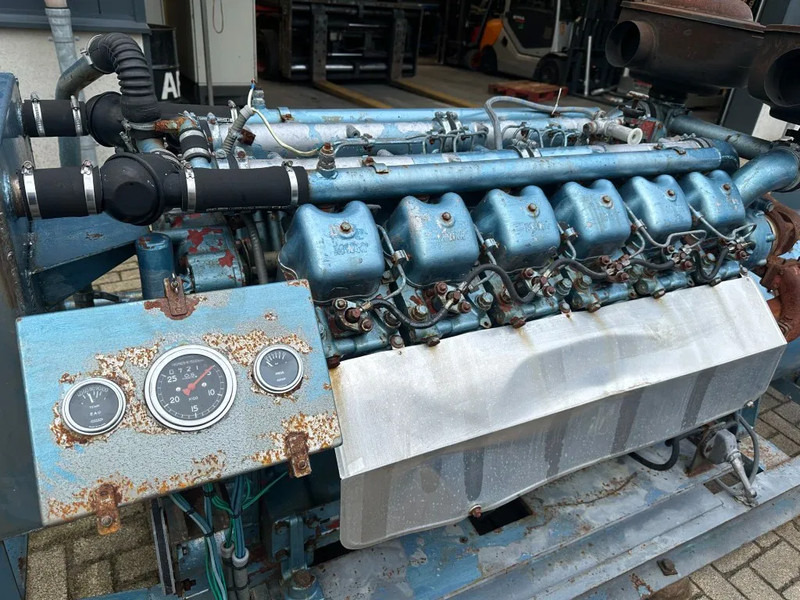 MWM TD 232 V12 Jeumont Schneider 215 kVA noodstroom generatorset - Groupe électrogène: photos 2 MWM TD 232 V12 Jeumont Schneider 215 kVA noodstroom generatorset - Groupe électrogène: photos 2