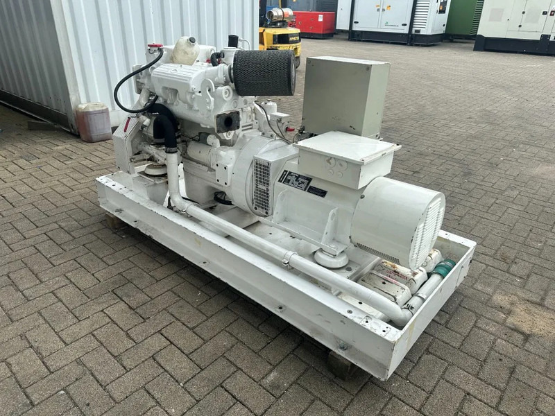 Mercedes-Benz OM 364 MTU 50 kVA Marine Scheepsvaart generatorset - Groupe électrogène: photos 2 Mercedes-Benz OM 364 MTU 50 kVA Marine Scheepsvaart generatorset - Groupe électrogène: photos 2