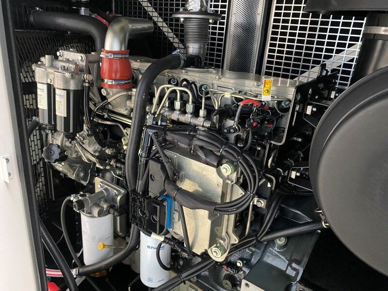 Groupe électrogène neuf Perkins 200 kVA Stage 3A Silent generatorset Nieuw !: photos 16