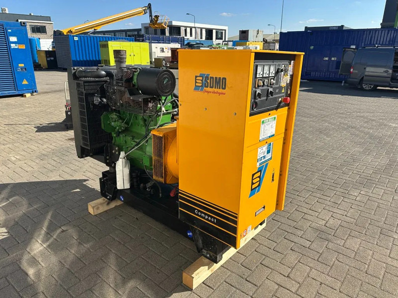 SDMO John Deere Leroy Somer 100 kVA generatorset - Groupe électrogène: photos 4 SDMO John Deere Leroy Somer 100 kVA generatorset - Groupe électrogène: photos 4