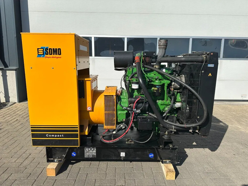 SDMO John Deere Leroy Somer 100 kVA generatorset - Groupe électrogène: photos 1 SDMO John Deere Leroy Somer 100 kVA generatorset - Groupe électrogène: photos 1