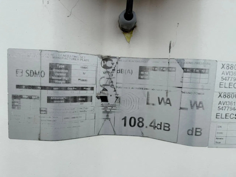 SDMO MTU 12V 2000 Leroy Somer 910 kVA Silent generatorset in 20 ft container - Groupe électrogène: photos 3 SDMO MTU 12V 2000 Leroy Somer 910 kVA Silent generatorset in 20 ft container - Groupe électrogène: photos 3