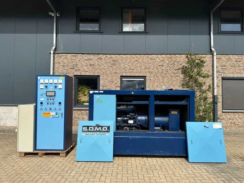 SDMO VM Leroy Somer 30 kVA Silent noodstroom generatorset - Groupe électrogène: photos 4 SDMO VM Leroy Somer 30 kVA Silent noodstroom generatorset - Groupe électrogène: photos 4