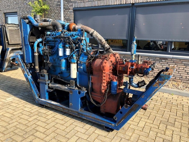 Sisu Valmet Diesel 74.234 ETA 181 HP diesel enine with ZF gearbox - Moteur: photos 3 Sisu Valmet Diesel 74.234 ETA 181 HP diesel enine with ZF gearbox - Moteur: photos 3