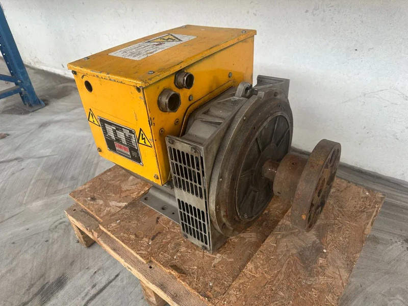 Stamford BC.I164D2 15 kVa Stamford Dubbel gelagerd Double Bearing generatordeel Alternator - Groupe électrogène: photos 2 Stamford BC.I164D2 15 kVa Stamford Dubbel gelagerd Double Bearing generatordeel Alternator - Groupe électrogène: photos 2