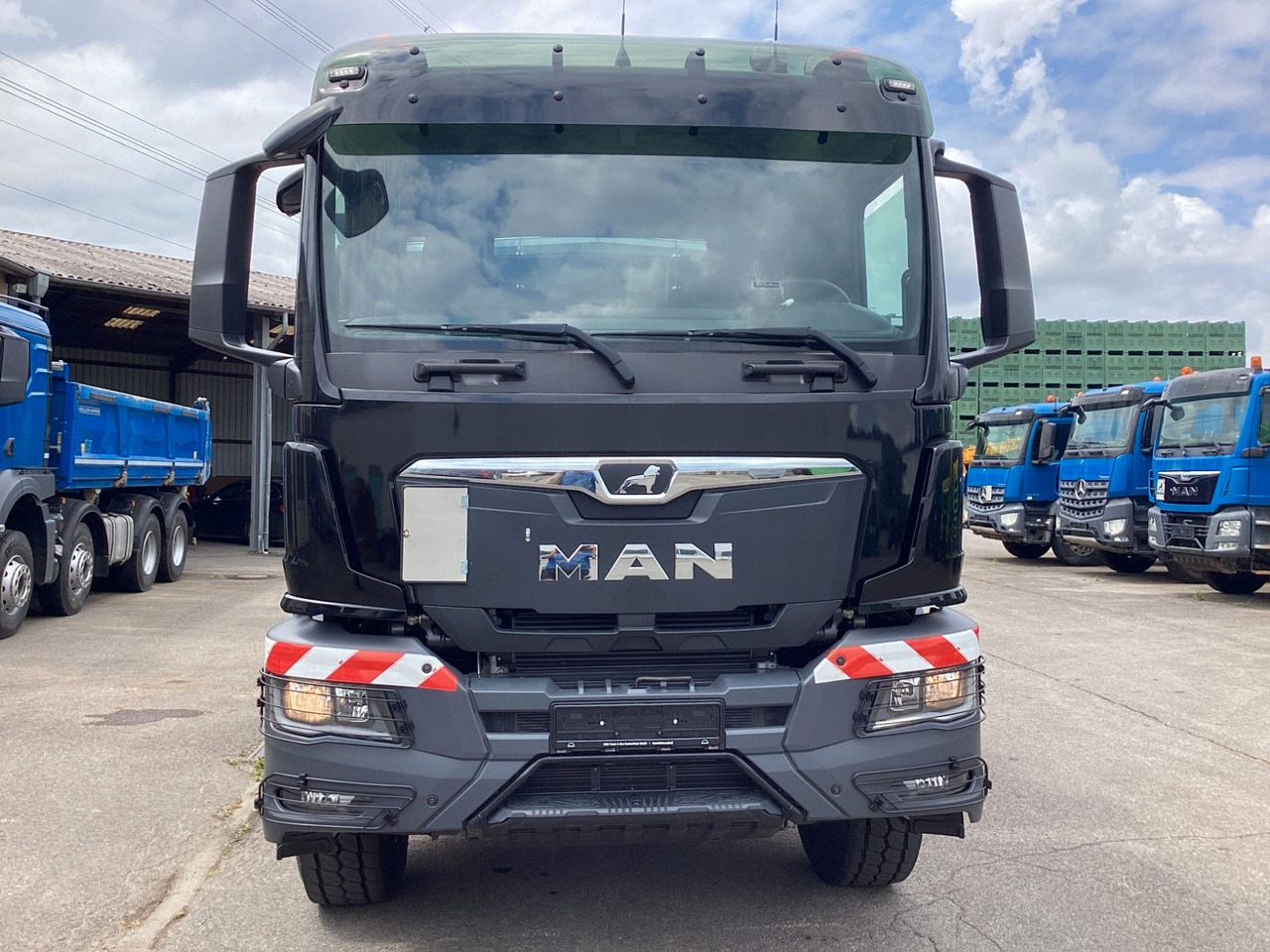 MAN TGS 35.480 8x4 BB CH Bordmatik Meiller - Camion benne: photos 2 MAN TGS 35.480 8x4 BB CH Bordmatik Meiller - Camion benne: photos 2