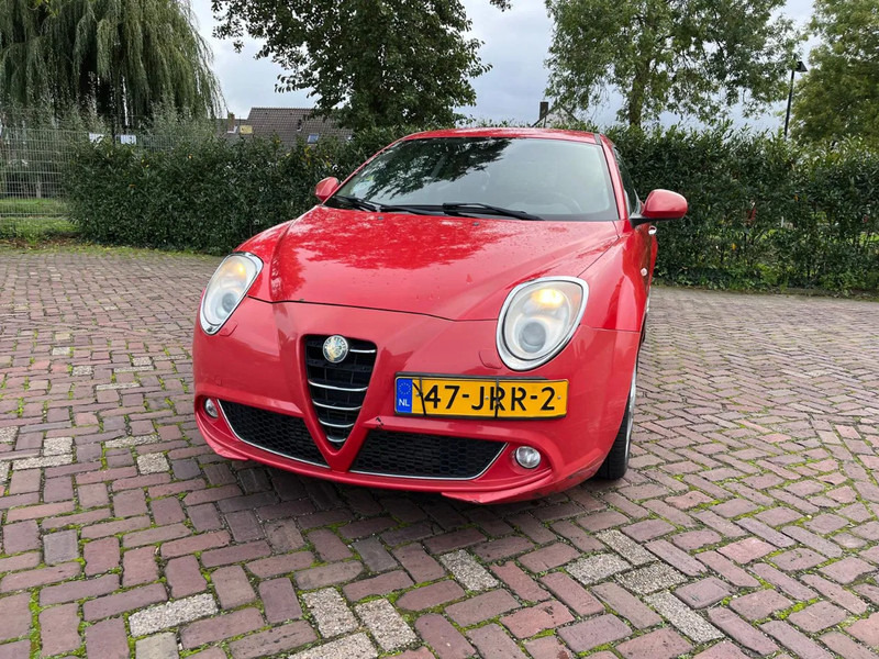 Alfa Romeo MiTo 1.4 T - Voiture à hayon: photos 2 Alfa Romeo MiTo 1.4 T - Voiture à hayon: photos 2