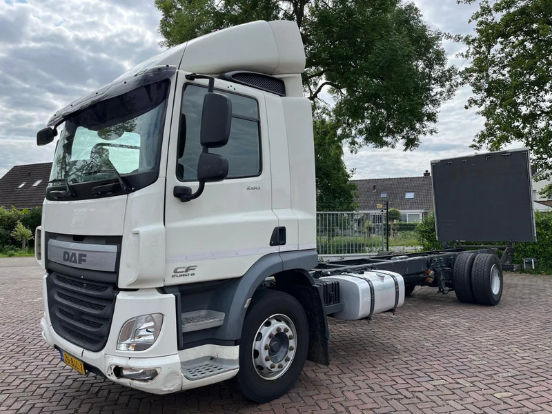 DAF CF 260 CF 260 FA CHASSIS CABINE EURO 6 - Châssis cabine: photos 1 DAF CF 260 CF 260 FA CHASSIS CABINE EURO 6 - Châssis cabine: photos 1