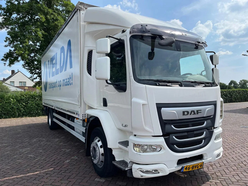 DAF CF 320 FA - Camion fourgon: photos 4 DAF CF 320 FA - Camion fourgon: photos 4