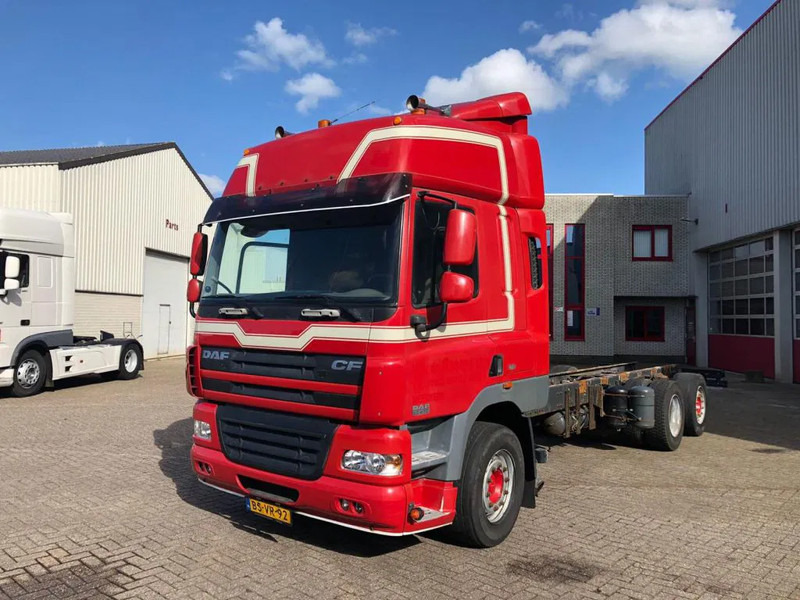 DAF CF 85 FAN CF 85.410 EURO 5 - Châssis cabine: photos 3 DAF CF 85 FAN CF 85.410 EURO 5 - Châssis cabine: photos 3