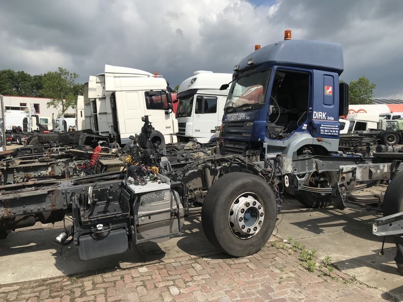 DAF DIVERSEN SLOOPONDERDELEN - Frame/ Châssis pour Camion: photos 2 DAF DIVERSEN SLOOPONDERDELEN - Frame/ Châssis pour Camion: photos 2