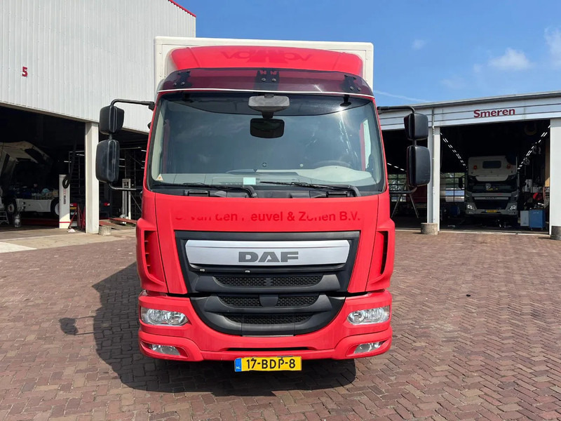 DAF LF 210 FA 12 TN EURO 6 - Camion fourgon: photos 2 DAF LF 210 FA 12 TN EURO 6 - Camion fourgon: photos 2