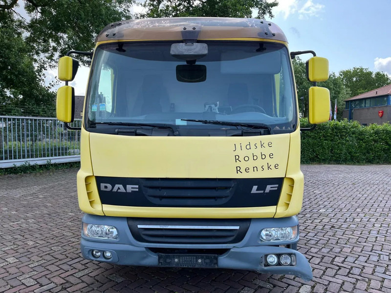 DAF LF 45 .180 - Camion fourgon: photos 4 DAF LF 45 .180 - Camion fourgon: photos 4