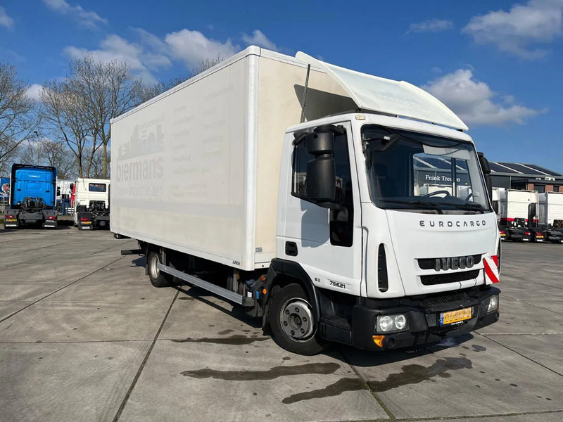 Iveco EuroCargo 75 E21 MANUAL - Camion fourgon: photos 1 Iveco EuroCargo 75 E21 MANUAL - Camion fourgon: photos 1