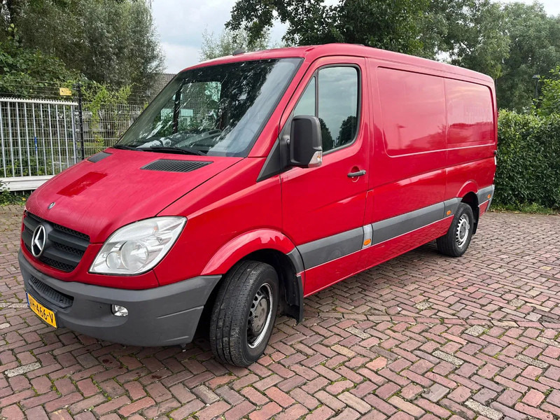 Mercedes-Benz Sprinter 313 CDI L2H1 - Fourgon utilitaire: photos 1 Mercedes-Benz Sprinter 313 CDI L2H1 - Fourgon utilitaire: photos 1