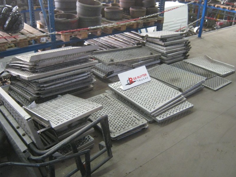 DAF BORDES PLATEN EN ALUMINIUM DELEN - Pièces de rechange: photos 2 DAF BORDES PLATEN EN ALUMINIUM DELEN - Pièces de rechange: photos 2