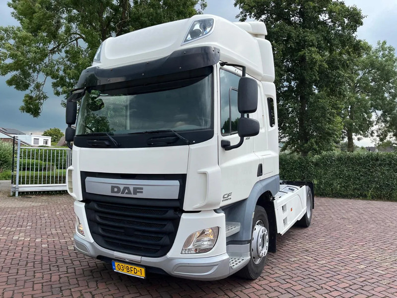 DAF CF 400 FT EURO 6 - Tracteur routier: photos 2 DAF CF 400 FT EURO 6 - Tracteur routier: photos 2