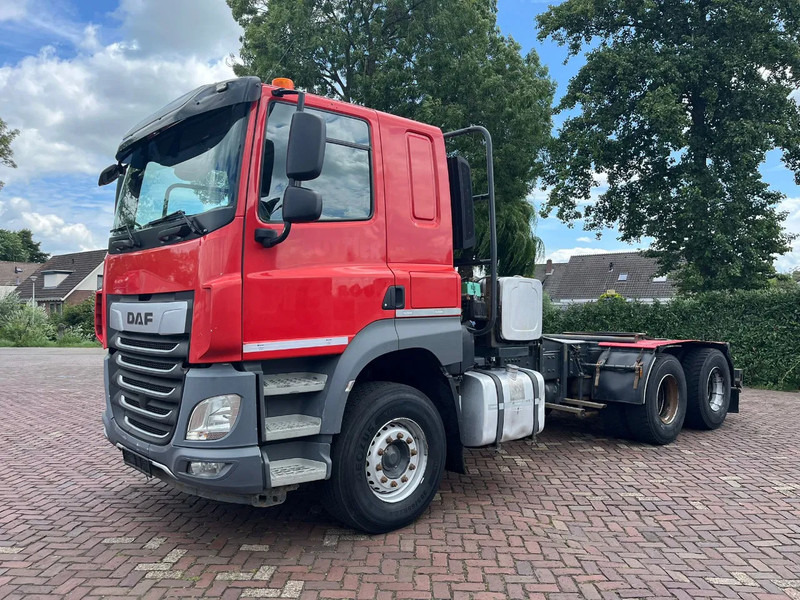 DAF CF 530 FAT - Tracteur routier: photos 1 DAF CF 530 FAT - Tracteur routier: photos 1